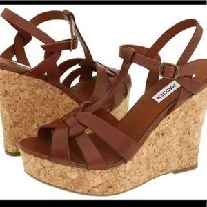 Steve Madden ‘Quinne’ cork wedge - size 10